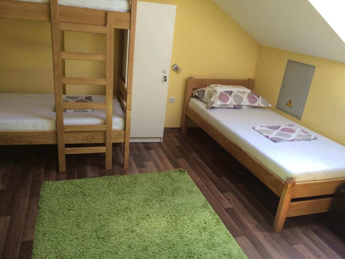 Hostel Jedvaj Krapina Εξωτερικό φωτογραφία
